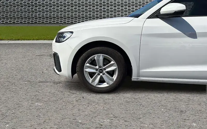 Used Audi A1 Sportback 110 HP (80 kW) 2023 White Hatchback