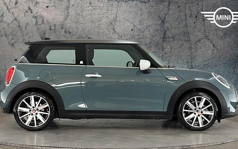 Used Mini Cooper 135 kW (184 HP) 2023 Hatchback