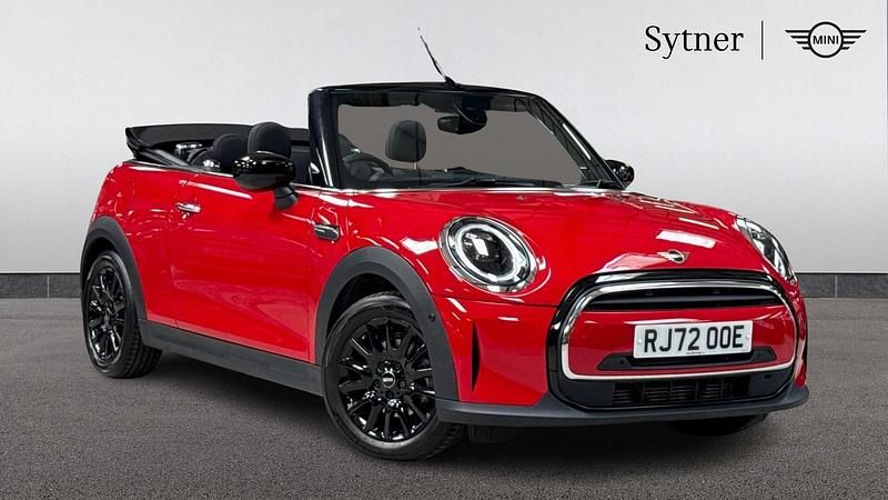 Used Mini Cooper Classic 134 HP (98 kW) 2022 Red Hatchback