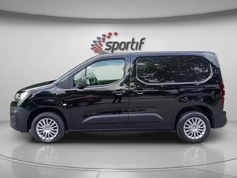 Black Used 2021 Citroën Berlingo MPV | £12,222 (Fair price) - Image 1/4
