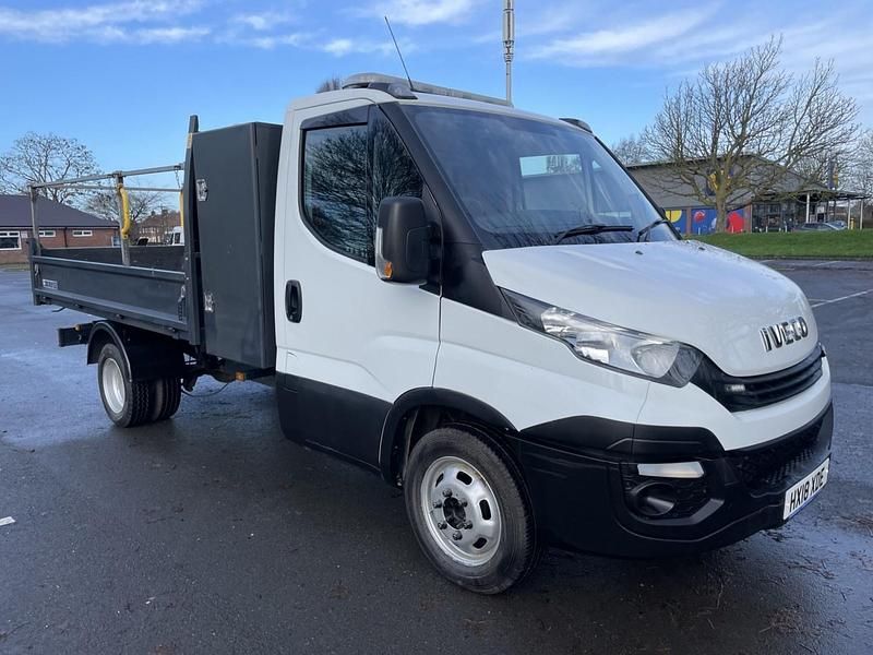 White Used 2018 Iveco Daily | £13,995 - Image 1/3
