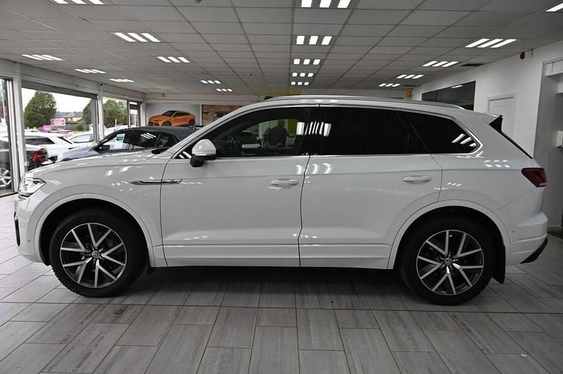 Used VW Touareg R-line 286 HP (210 kW) 2018 White SUV