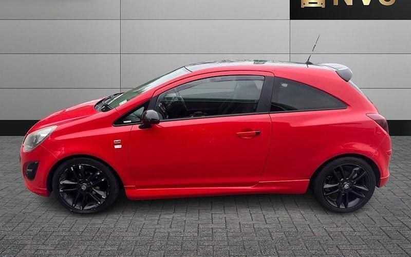 Used Vauxhall Corsa Edition 86 HP (63 kW) 2013 Red Hatchback