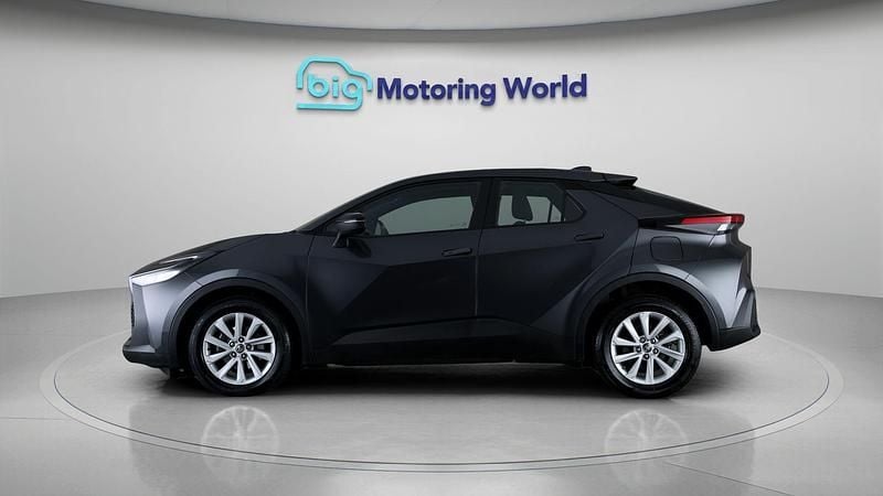 Used Toyota C-HR 138 HP (101 kW) 2024 SUV