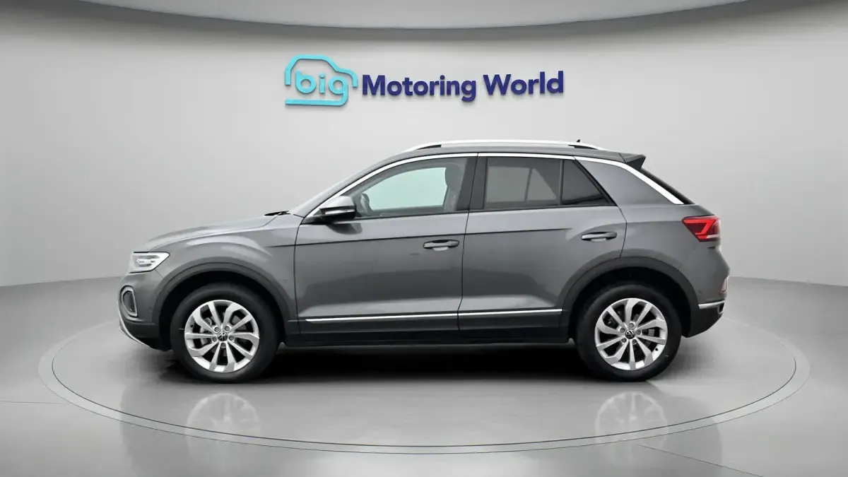 Usado VW T-Roc Style 150 CV (110 kW) 2024 SUV
