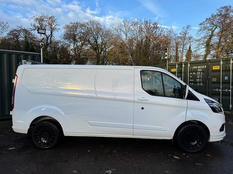 Used Ford Transit Custom Trend 105 HP (77 kW) 2021 White Van