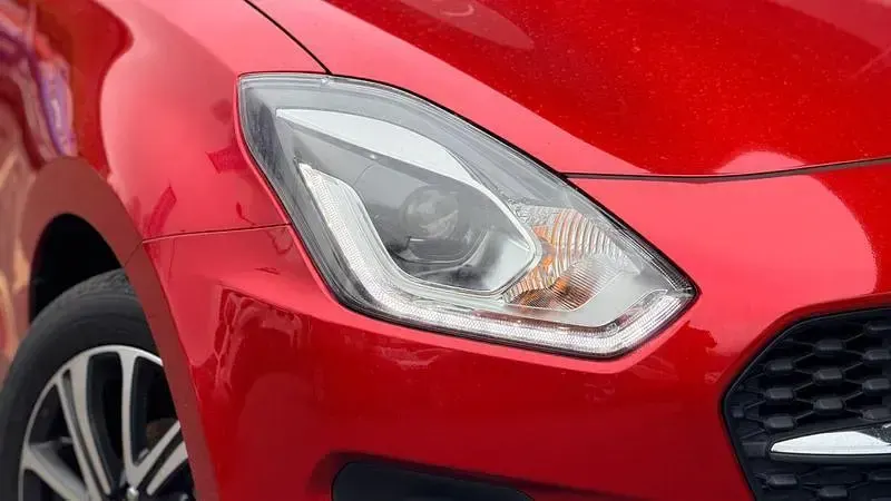 Used Suzuki Swift SZ5 83 HP (61 kW) 2022 Red Hatchback