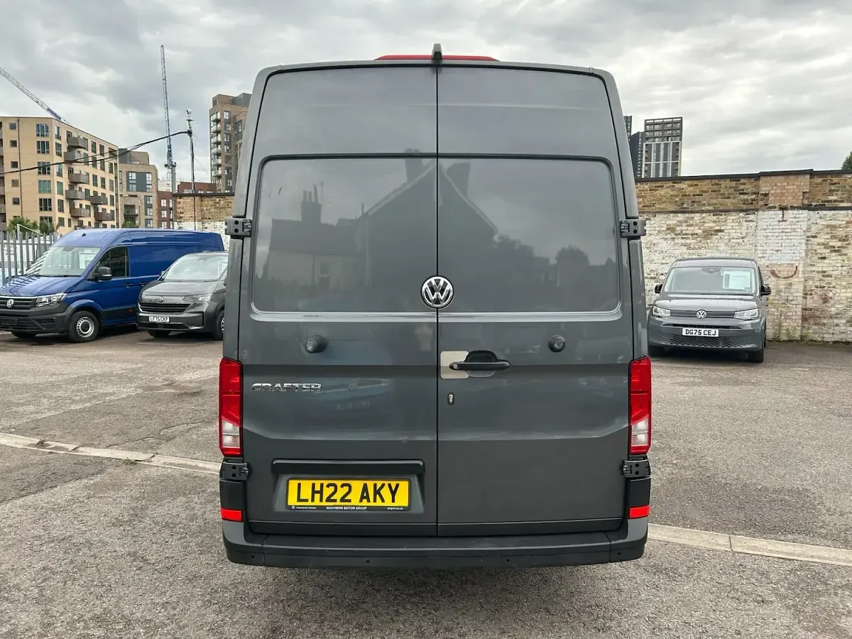 Used VW Crafter Trendline 140 HP (102 kW) 2022 Grey Van