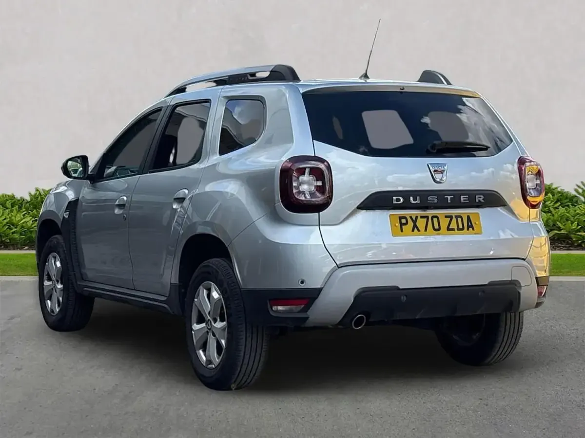 Käytetty Dacia Duster Comfort 130 HP (95 kW) 2020 Harmaa Katumaasturi