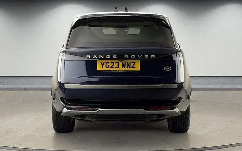 Used Land Rover Range Rover SE 441 HP (324 kW) 2022 Portofino blue SUV