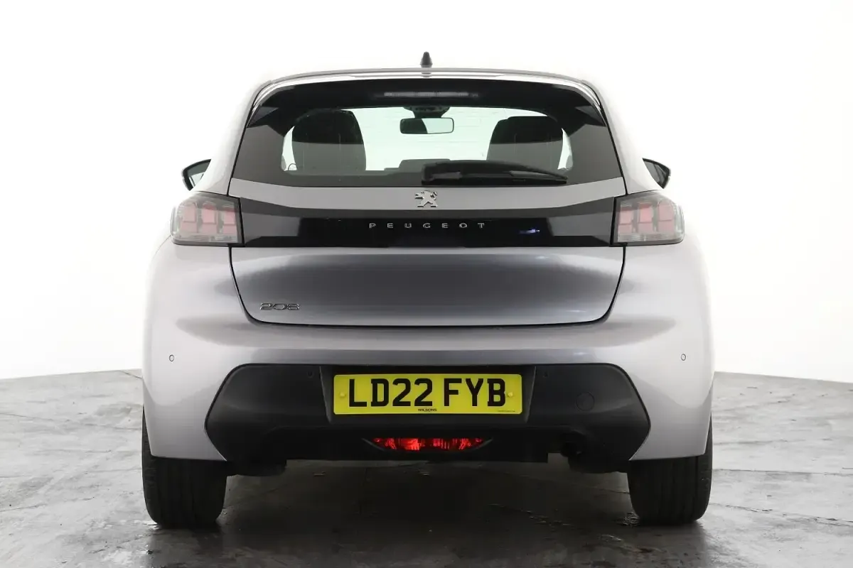 Gebraucht Peugeot 208 Active Premium 75 PS (55 kW) 2022 Grau Kleinwagen