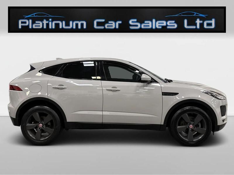 Used Land Rover Range Rover evoque Pure 2015 White Estate