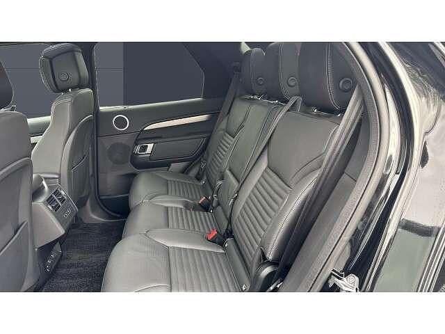 Used Land Rover Discovery 5 HSE Dynamic 344 HP (253 kW) 2025 Black SUV