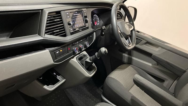 Begagnad VW Transporter Highline 110 HK (80 kW) 2023 Van