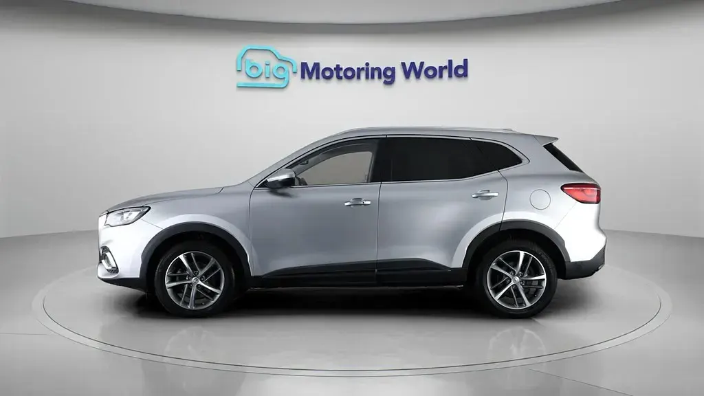 Używany MG HS 2023 Srebrny SUV