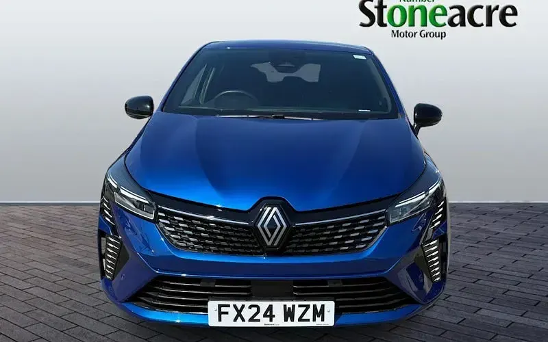Used Renault Clio Techno 143 HP (105 kW) 2025 Blue Hatchback