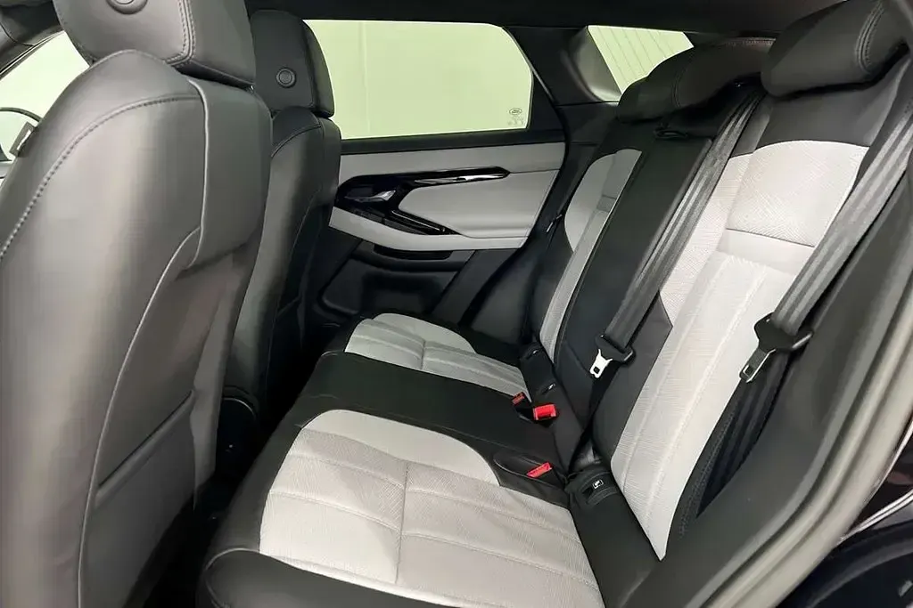 Used Land Rover Range Rover evoque Autobiography 200 HP (147 kW) 2025 Black SUV
