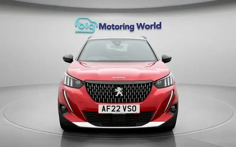 Used Peugeot 2008 GT 131 HP (96 kW) 2022 Red SUV