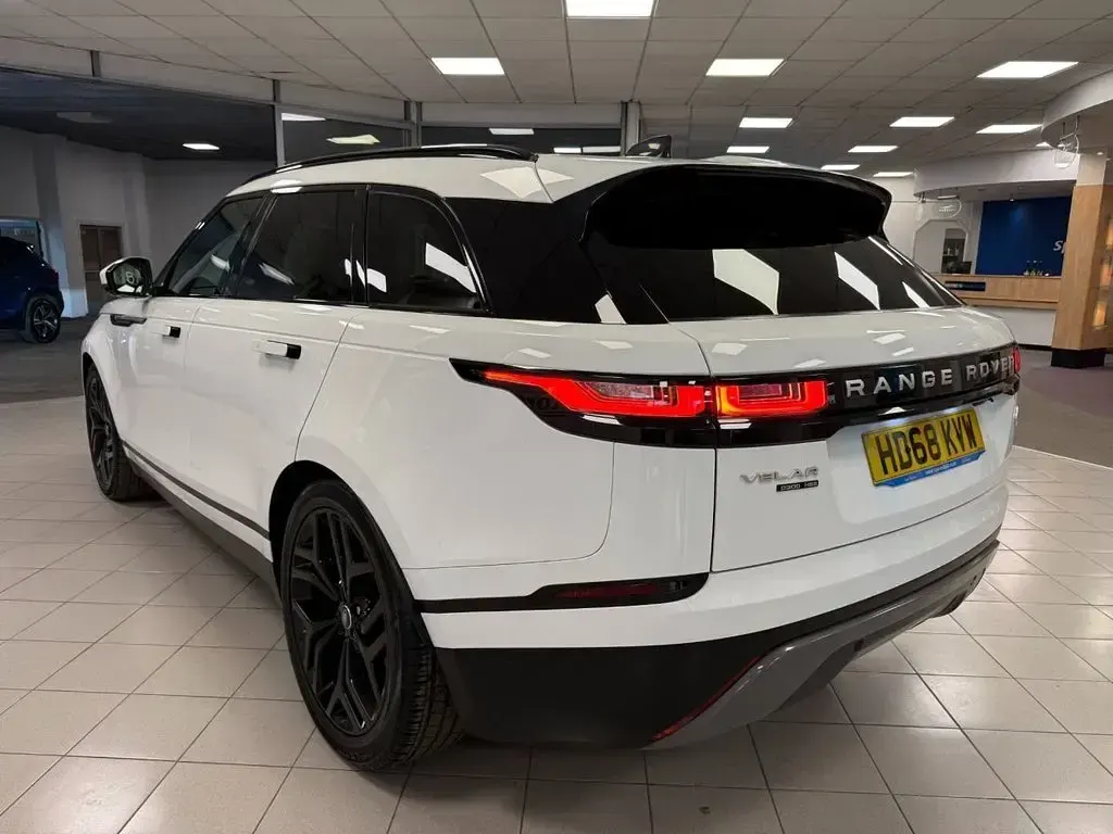 Used Land Rover Range Rover Velar HSE 300 HP (220 kW) 2019 White SUV