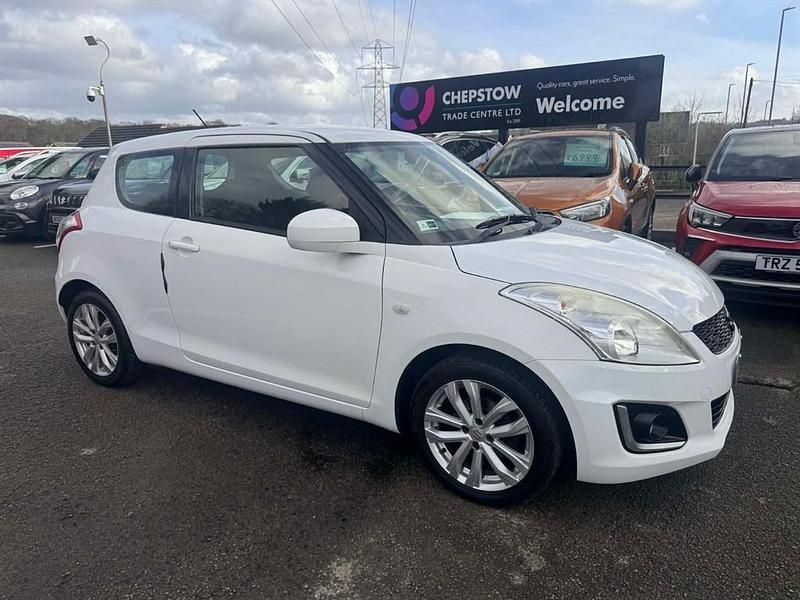 Used Suzuki Swift SZ3 94 HP (69 kW) 2013 White Hatchback