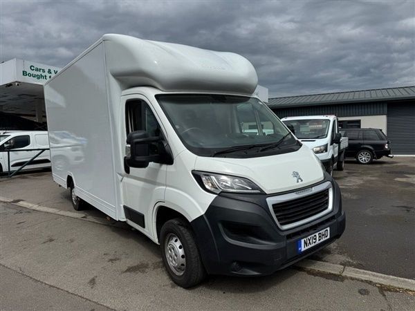 White Used 2019 Peugeot Boxer Van | £16,794 - Image 1/1