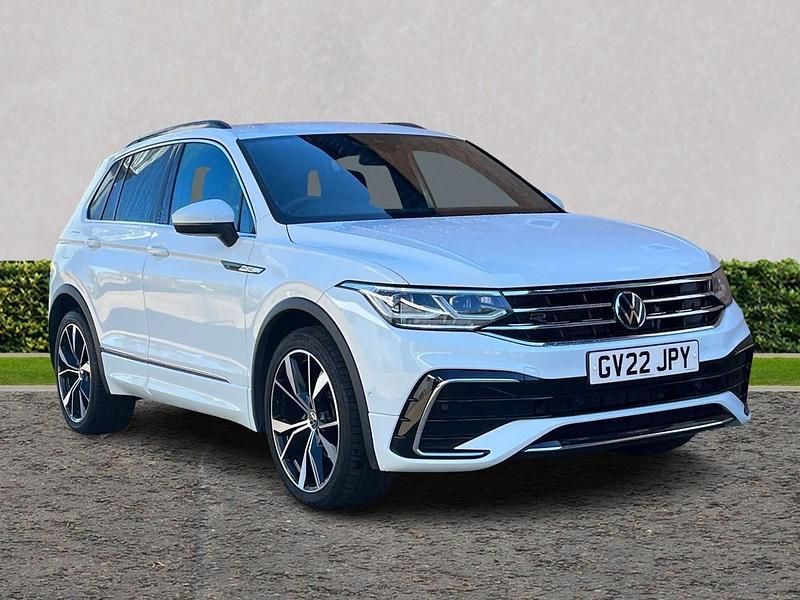 Used VW Tiguan R-line 150 HP (110 kW) 2022 White SUV