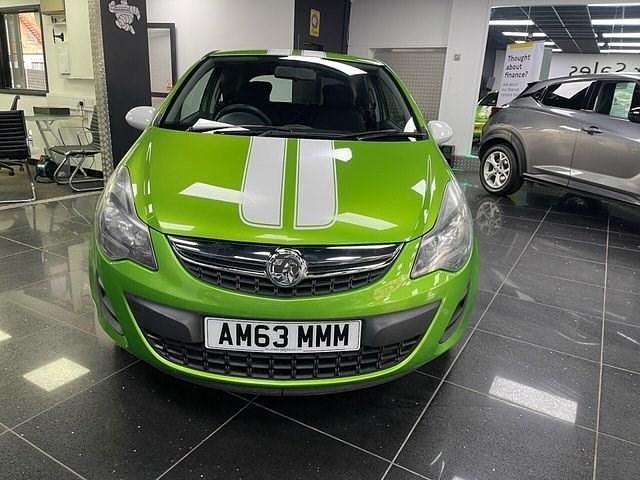 Used Vauxhall Corsa 85 HP (62 kW) 2014 Green Hatchback