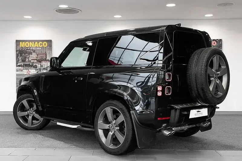 Used Land Rover Defender 2022 Santorini black SUV