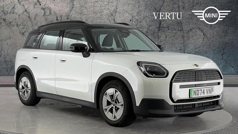 White Used 2024 Mini Countryman SUV | £28,564 (Super price) - Image 1/4