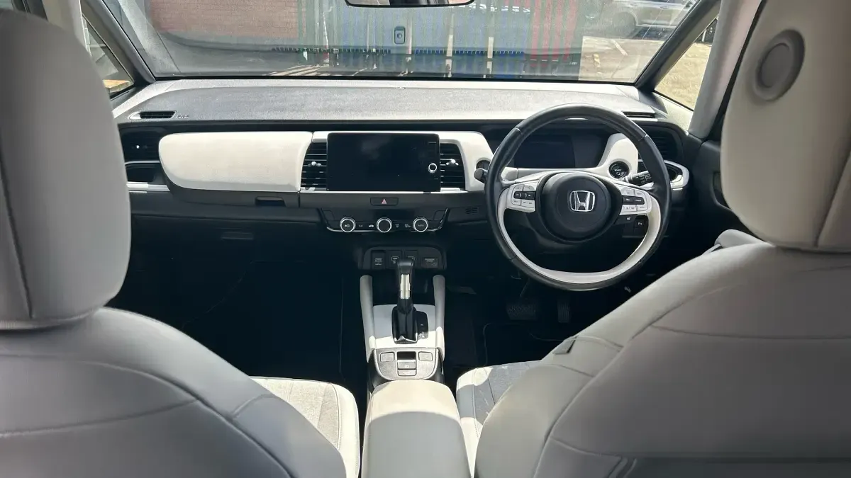 Used Honda Jazz Hybrid 109 HP (80 kW) 2021 Grey Hatchback