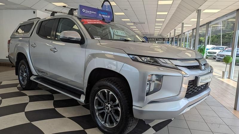 Silver Used 2020 Mitsubishi L200 Warrior Pickup | £16,495 (Fair price) - Image 1/4