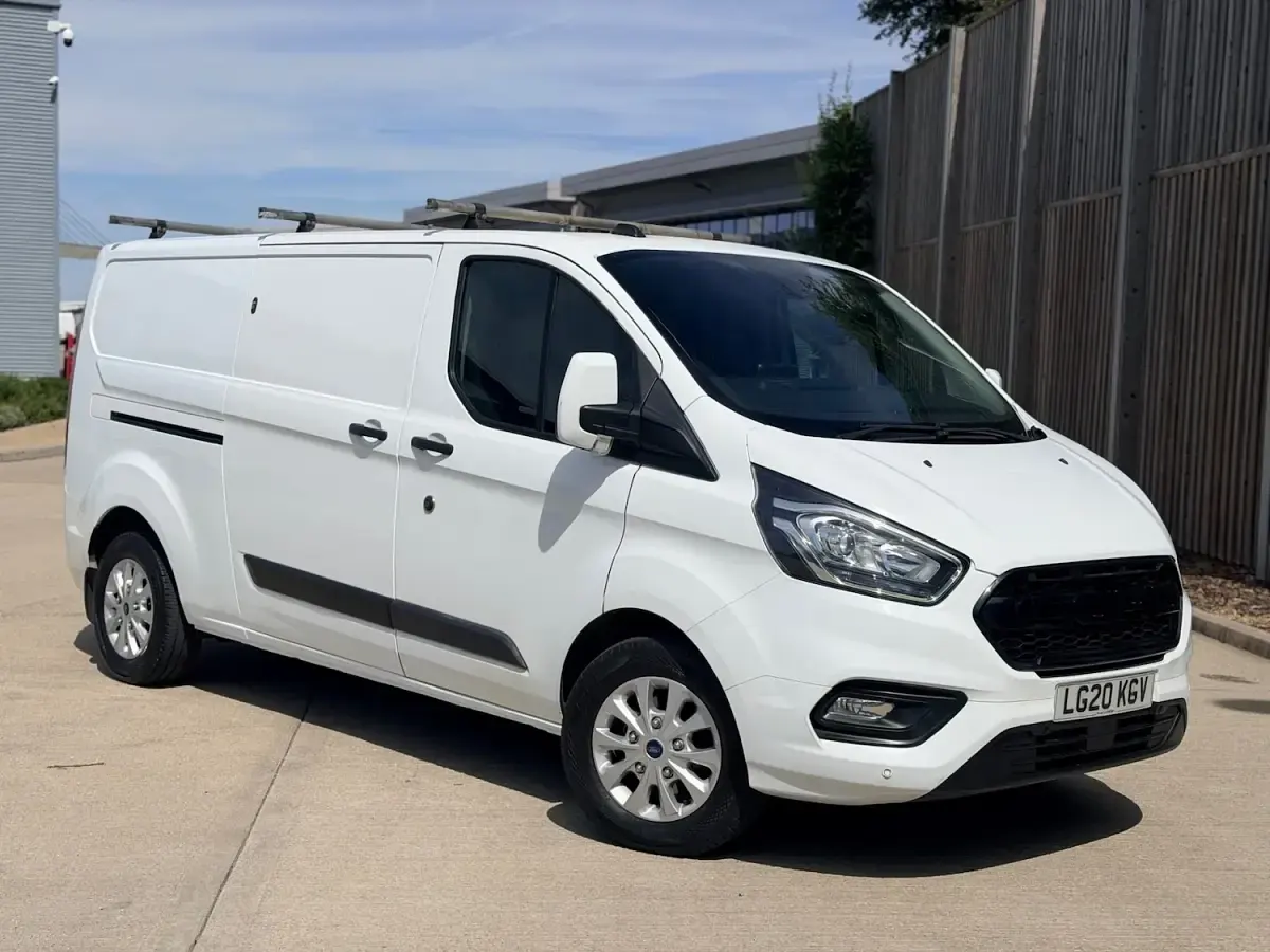Used Ford Transit Custom Trend 105 HP (77 kW) 2020 White Van