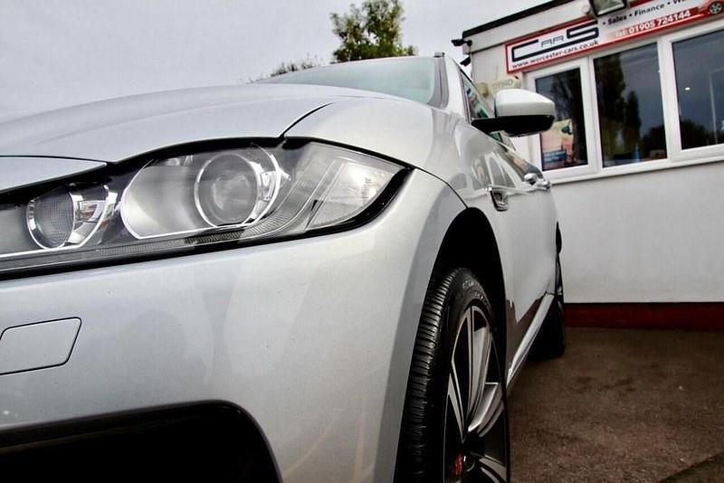 Used Jaguar F-Pace S 300 HP (220 kW) 2017 Silver SUV