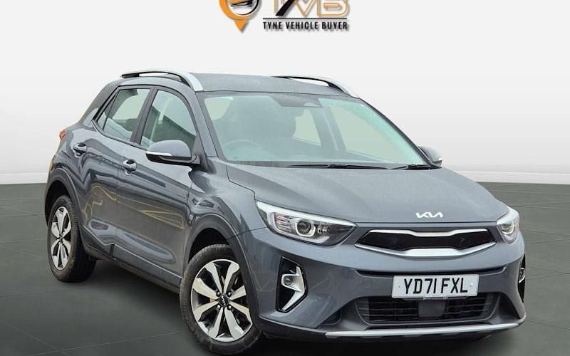 Used 2024 Kia Stonic SUV | £11,995 (Good price) - Image 1/3