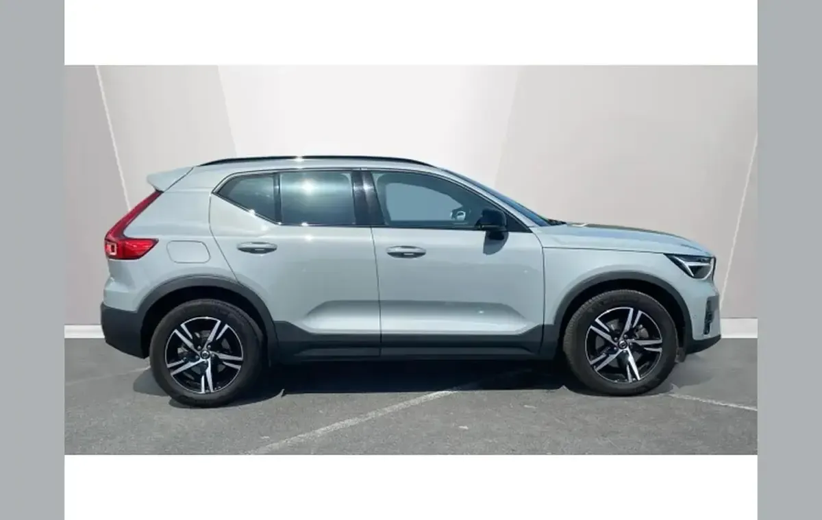 Used Volvo XC40 Plus 163 HP (119 kW) 2024 Grey SUV