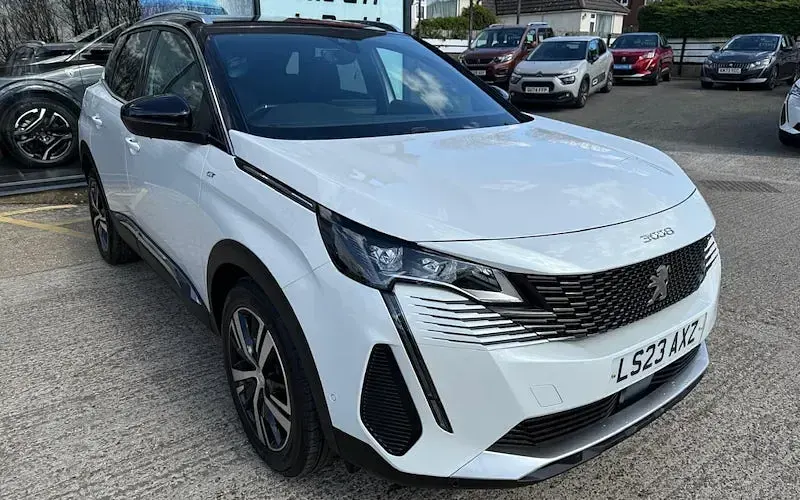 Used Peugeot 3008 GT 131 HP (96 kW) 2023 SUV