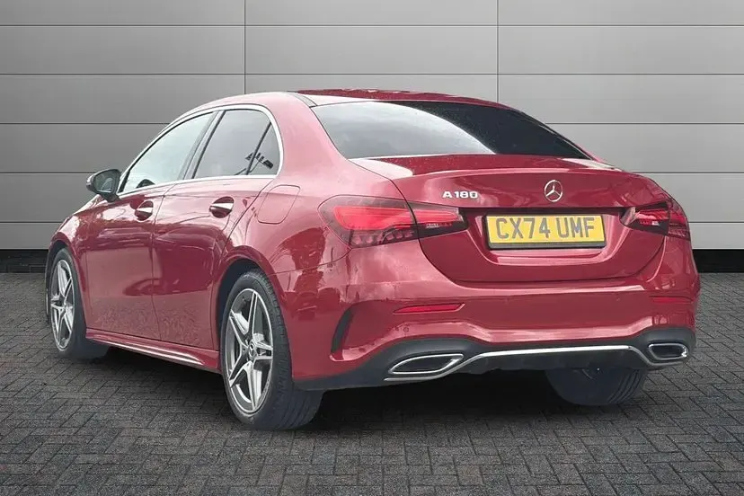 Used Mercedes A180 Executive 148 HP (108 kW) 2024 Patagonia red Sedan