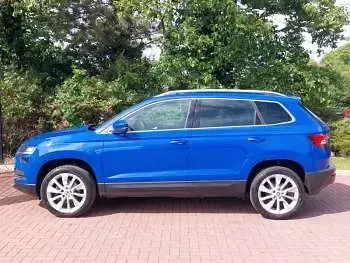 Gebraucht Skoda Karoq SE L 115 PS (84 kW) 2018 Blau SUV