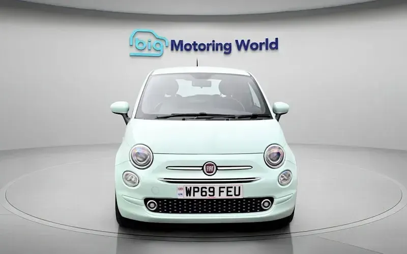 Used Fiat 500 Lounge 69 HP (50 kW) 2019 Green Hatchback