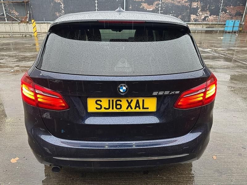 Used BMW 225 Luxury Line 2016 Blue Hatchback