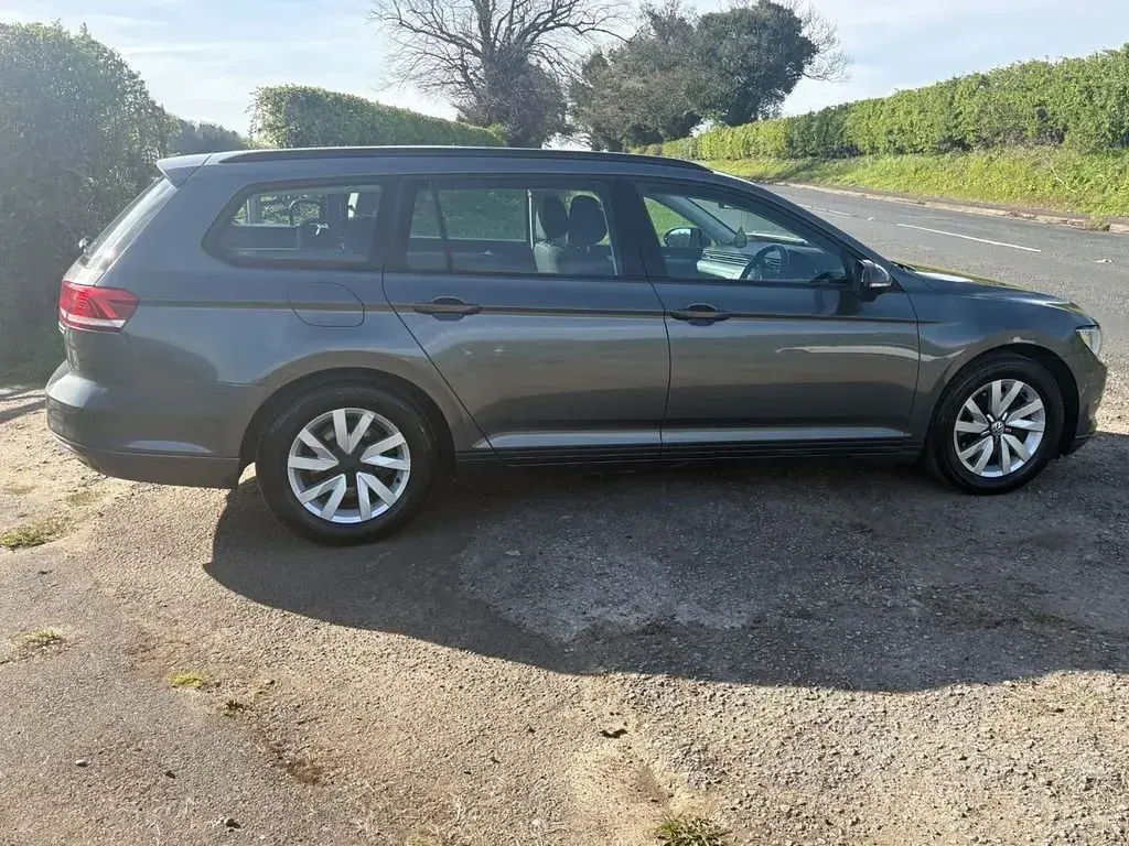 Begagnad VW Passat S 120 HK (88 kW) 2015 Grå Kombi