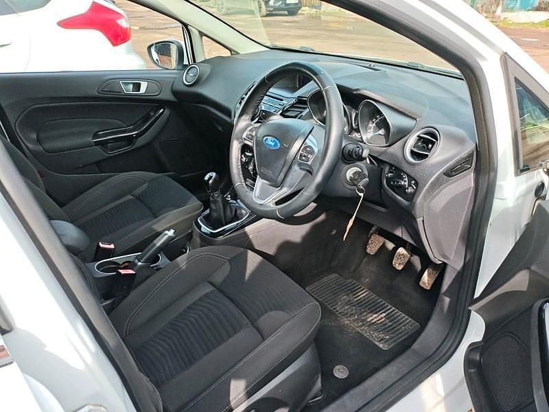 Used Ford Fiesta Titanium 2014 White Hatchback