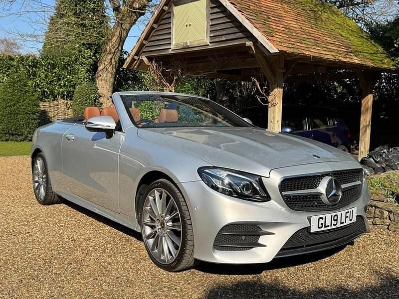 Begagnad Mercedes E450 AMG line 367 HK (269 kW) 2019 Silver Cab