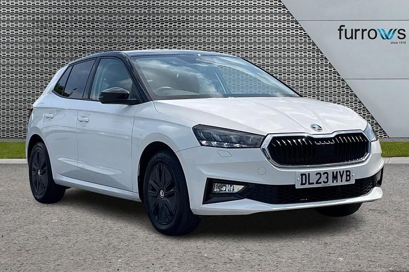 White Used 2023 Skoda Fabia Colour Edition Hatchback | £14,995 (Fair price) - Image 1/4