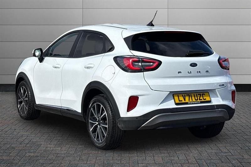 Used Ford Puma Titanium 125 HP (91 kW) 2021 White SUV