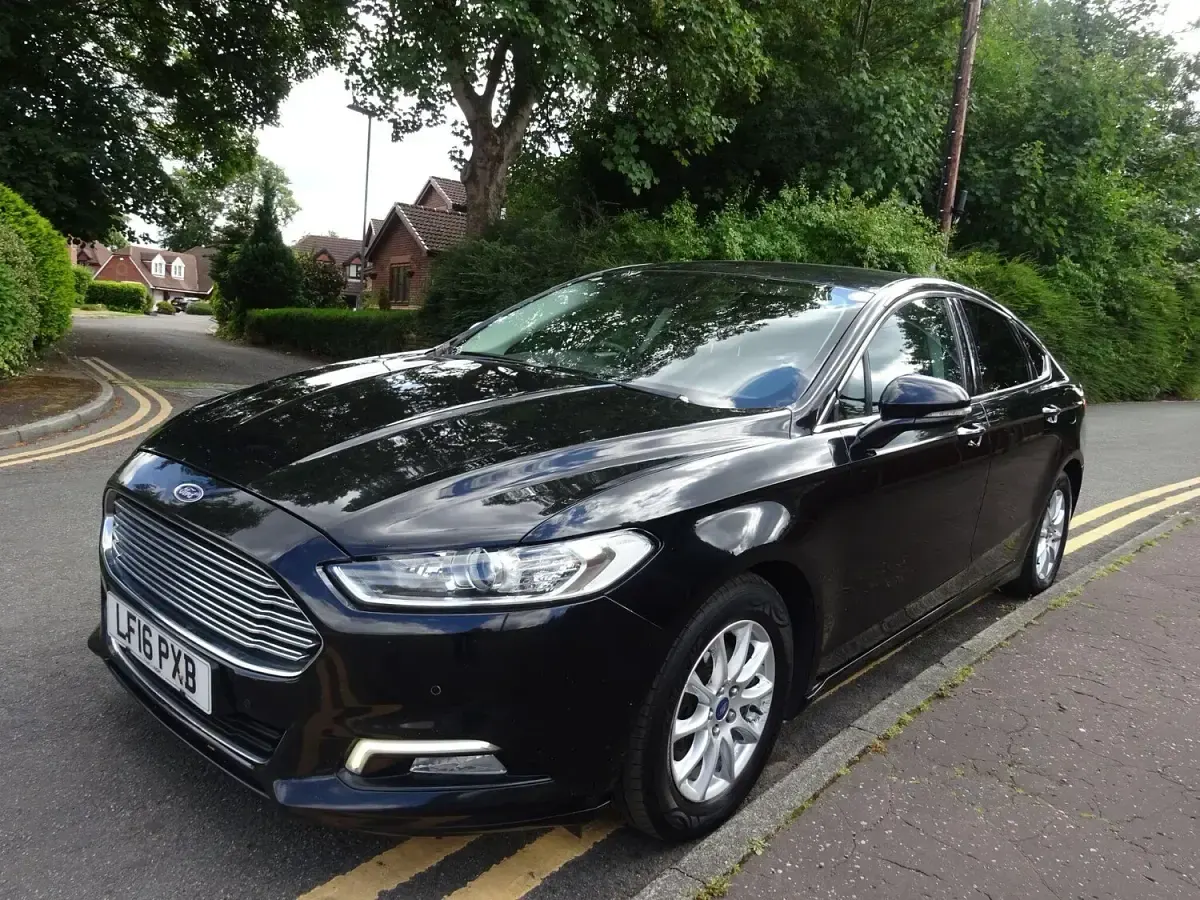 Used Ford Mondeo Titanium 2016 Black Hatchback