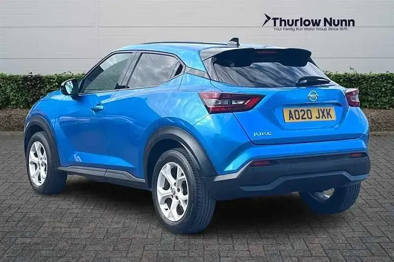 Usado Nissan Juke N-Connecta 117 HP (86 kW) 2020 Azul SUV