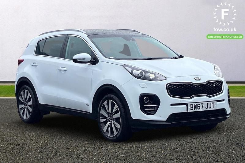 White Used 2017 Kia Sportage 4 SUV | £15,199 (Fair price) - Image 1/4