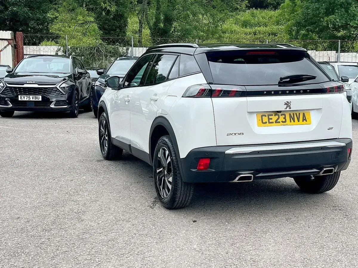 Used Peugeot 2008 GT 129 HP (94 kW) 2023 White SUV