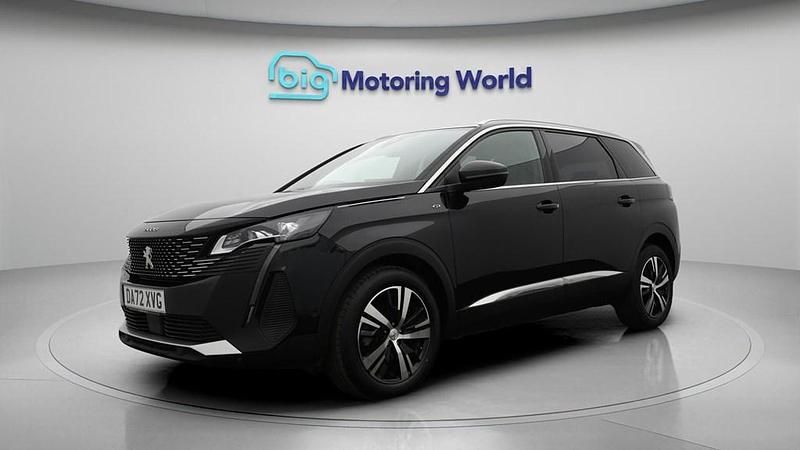 Used Peugeot 5008 GT 130 HP (95 kW) 2022 Black SUV